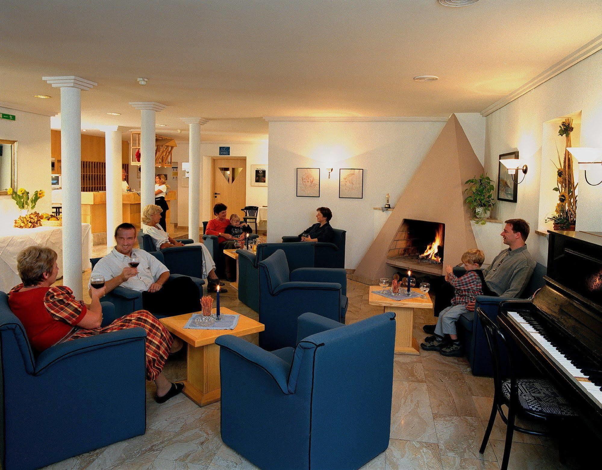 Austria Classic Hotel Heiligkreuz Hall in Tirol Interior foto